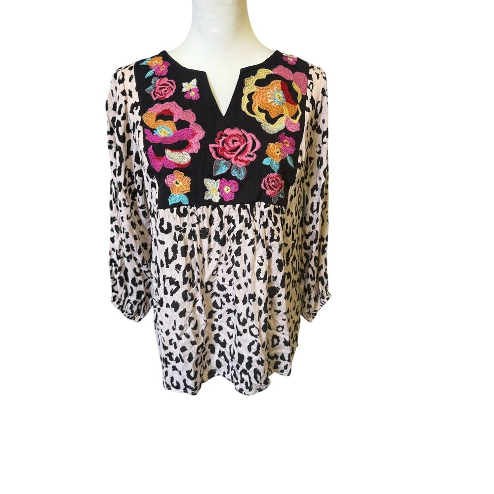 SAVANNA JANE SMALL LEAPORD FLORAL EMBROIDERED BOHO TUNIC BLOUSE RAYON